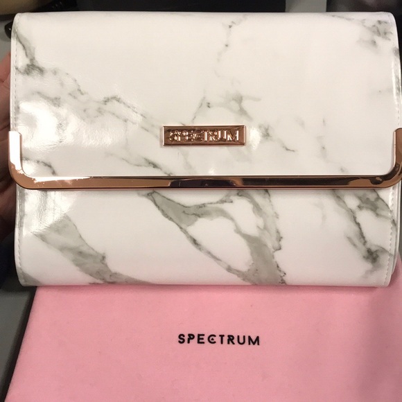 Spectrum 24 makeup brush roll with travel bags NWT - Picture 5 of 8